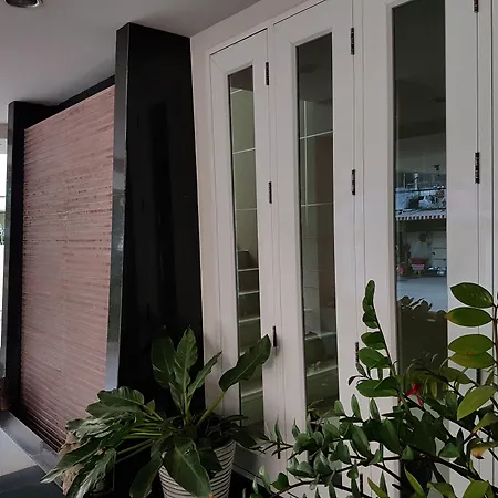 14 Place Sukhumvit Suites