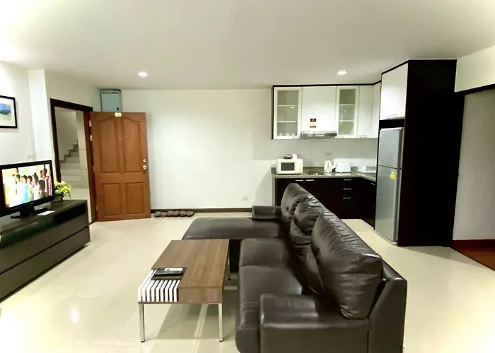 14 Place Sukhumvit Aparthotel