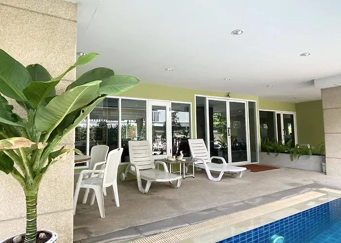 Aparthotel 14 Place Sukhumvit 4*