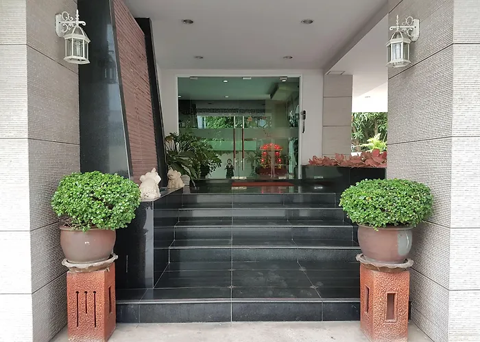 14 Place Sukhumvit Aparthotel