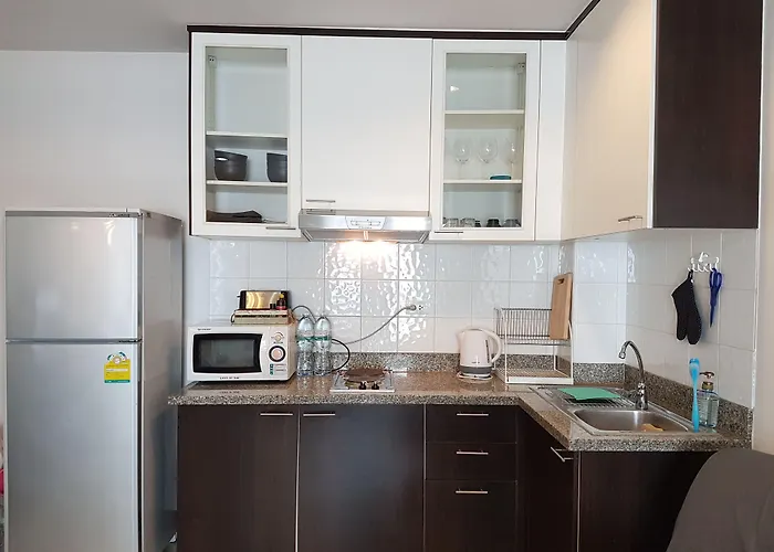14 Place Sukhumvit Aparthotel 4*