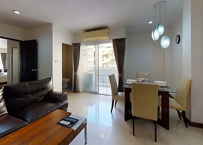 14 Place Sukhumvit Aparthotel